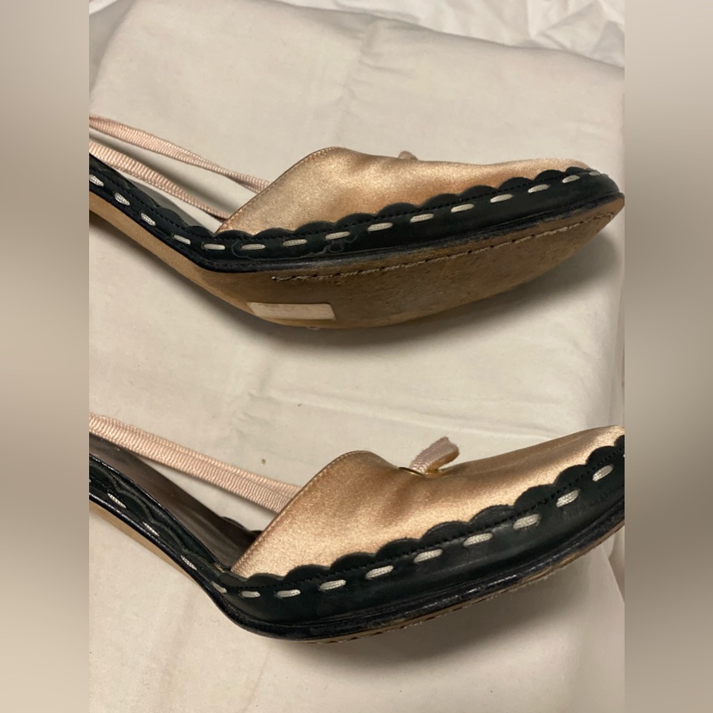 RARE FIND! Size 41/11. 2003 D’Orsay Interlocking CC Authentic Chanel Satin Pumps - Picture 6 of 12